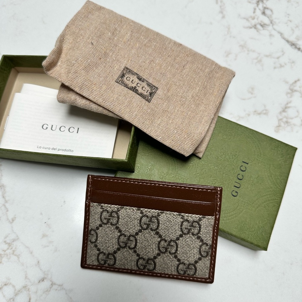 Gucci wallet
